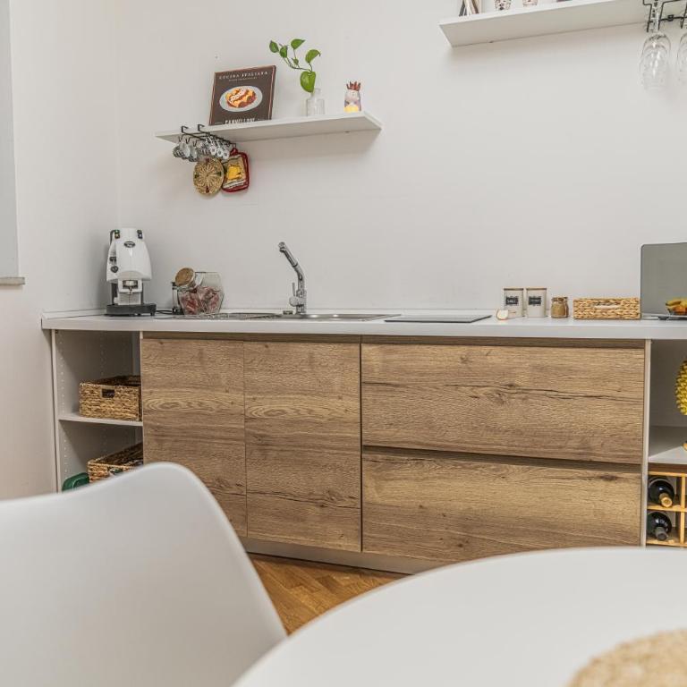 SANT'ELIGIO APARTMENTS & ROOMS - Triple Room with Private Bathroom - 27