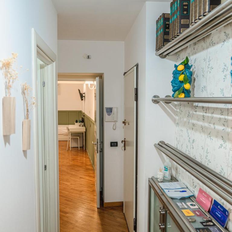 SANT'ELIGIO APARTMENTS & ROOMS - Triple Room with Private Bathroom - 3