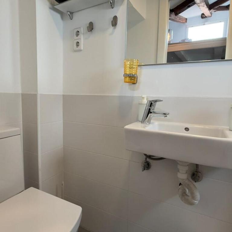 Outdoor studio for 2 people in Lavapiés - Amparo - 3 - One-Bedroom Apartment - 14