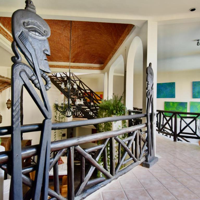 Riviera del Sol Amazing King Size Junior Suite 106 - King Suite - 14