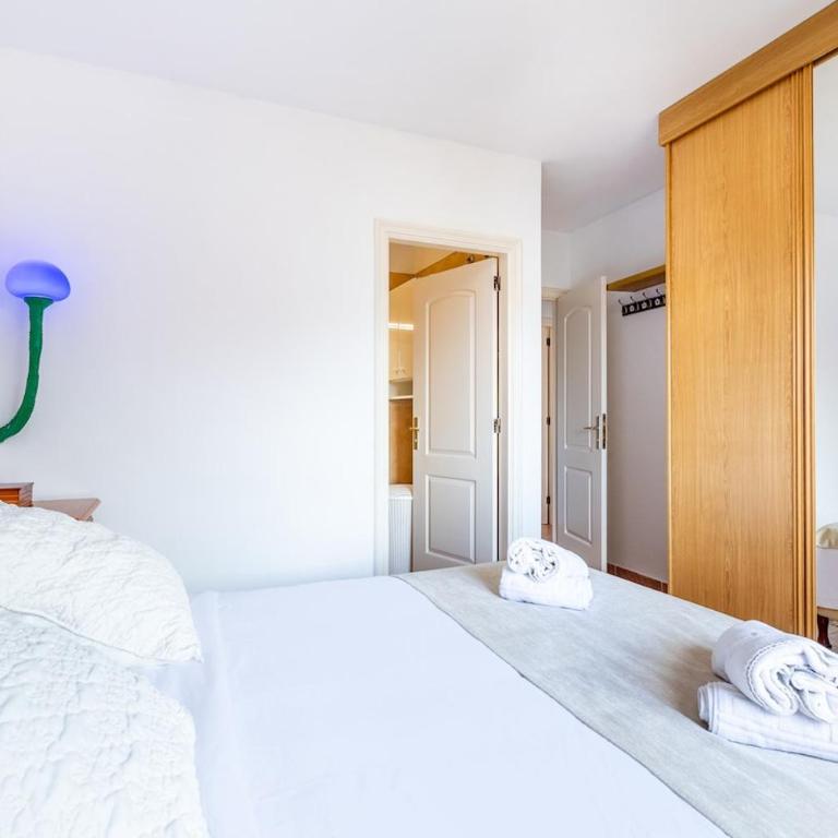 Cerca de la playa y cómodo by CABANA Rentals - Apartamento de 3 dormitorios - 10