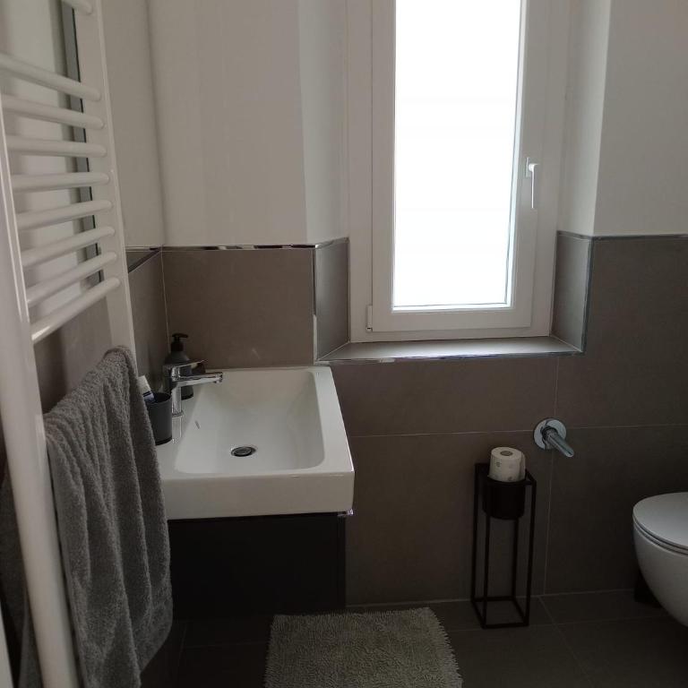 CASA LEDA con posto auto privato nel cortile e a pochi passi dal mare - Appartamento con 2 Camere da Letto - 9