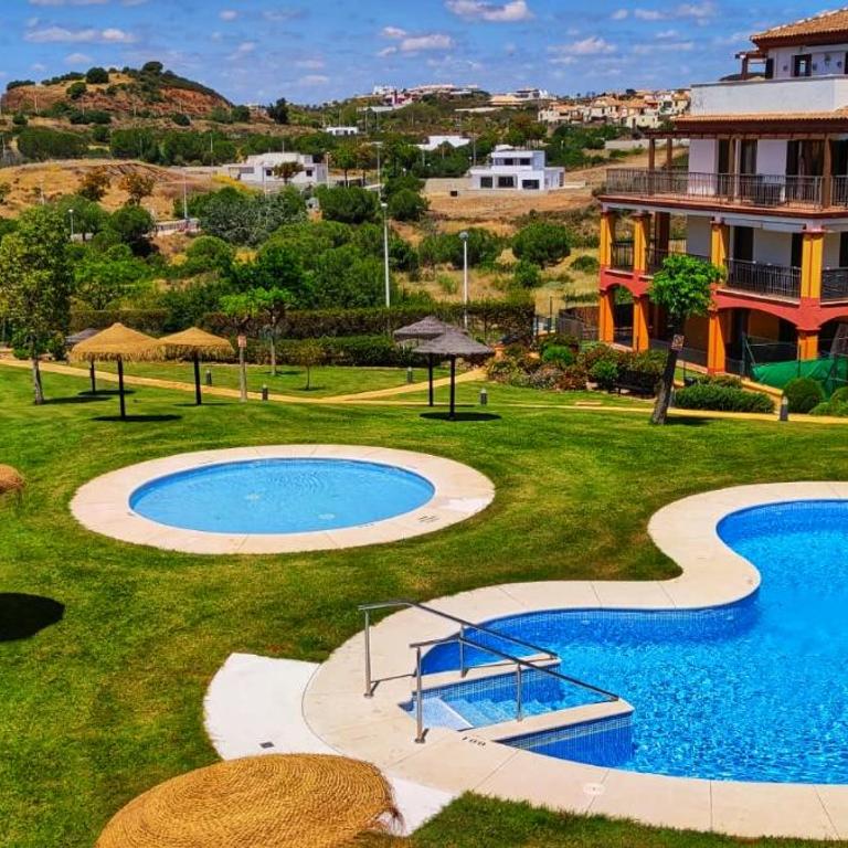 Ayacasa Apartments - Apartamento Deluxe de 2 dormitorios con balcón - 2