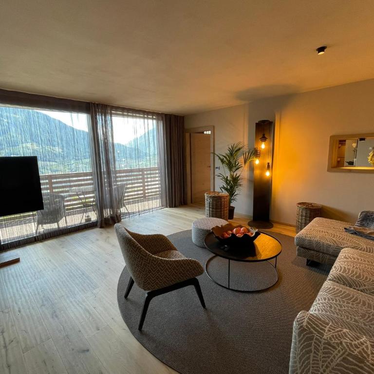 Villa Erika - Appartamento con 2 Camere da Letto e Balcone - 3