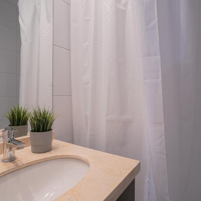 Arauco Park Life 1BR Pool & Gym Perks - Apartamento - 38