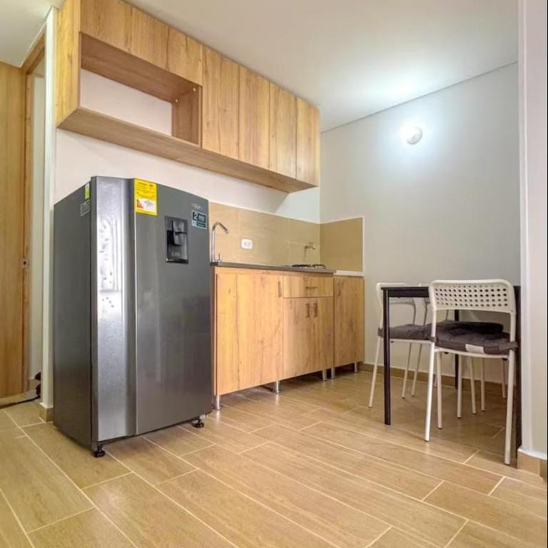 Apartaestudio amoblado - Apartamento de 1 dormitorio - 2