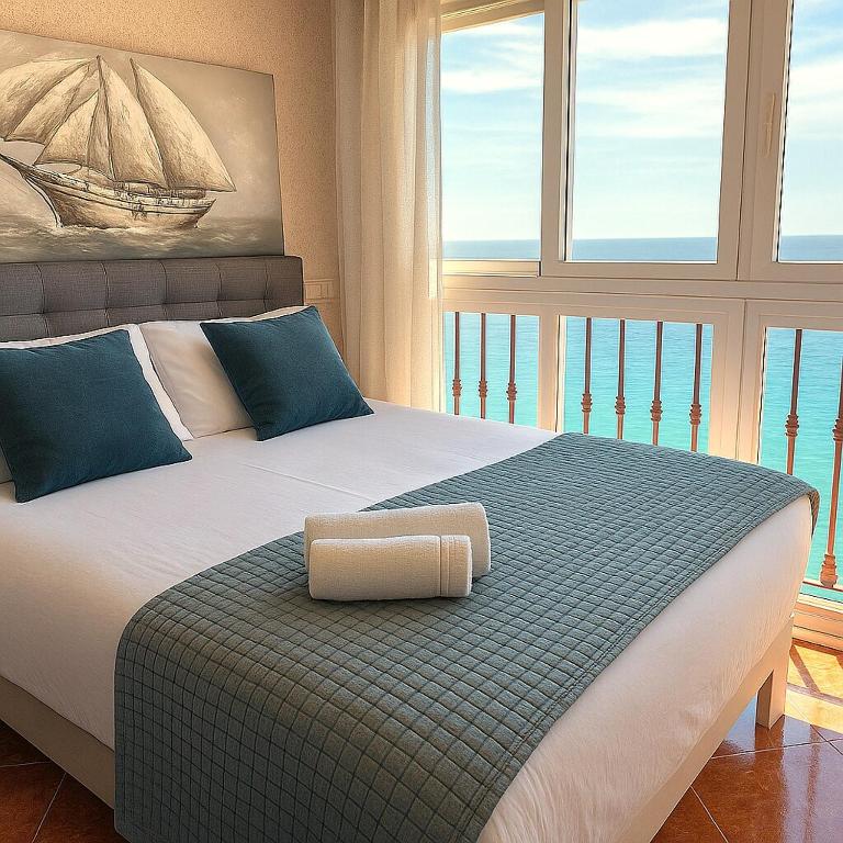 Beachfront apartment with garage - Apartamento de 1 dormitorio - 2