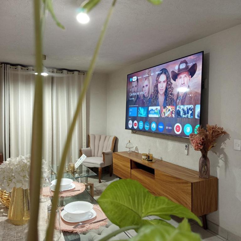 Hernandez Vazquez Department - Three-Bedroom Apartment - 8