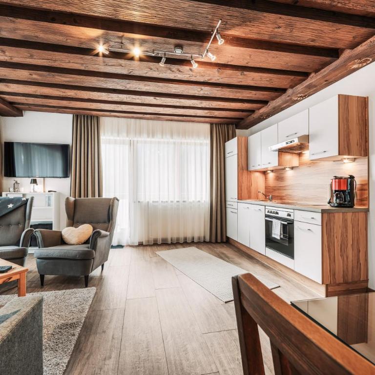 Herzblut Wohlfühl Appartements by Peak Stay - One-Bedroom Apartment with Balcony and Mountain View - 8