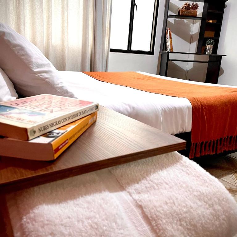 Way Maker 1 - Family Room with Shared Bathroom - 5