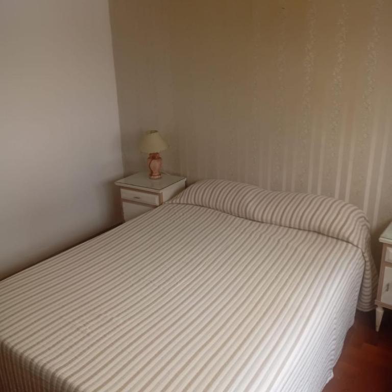 Dto 2 Amb Zona Centro - Apartamento de 1 dormitorio - 2
