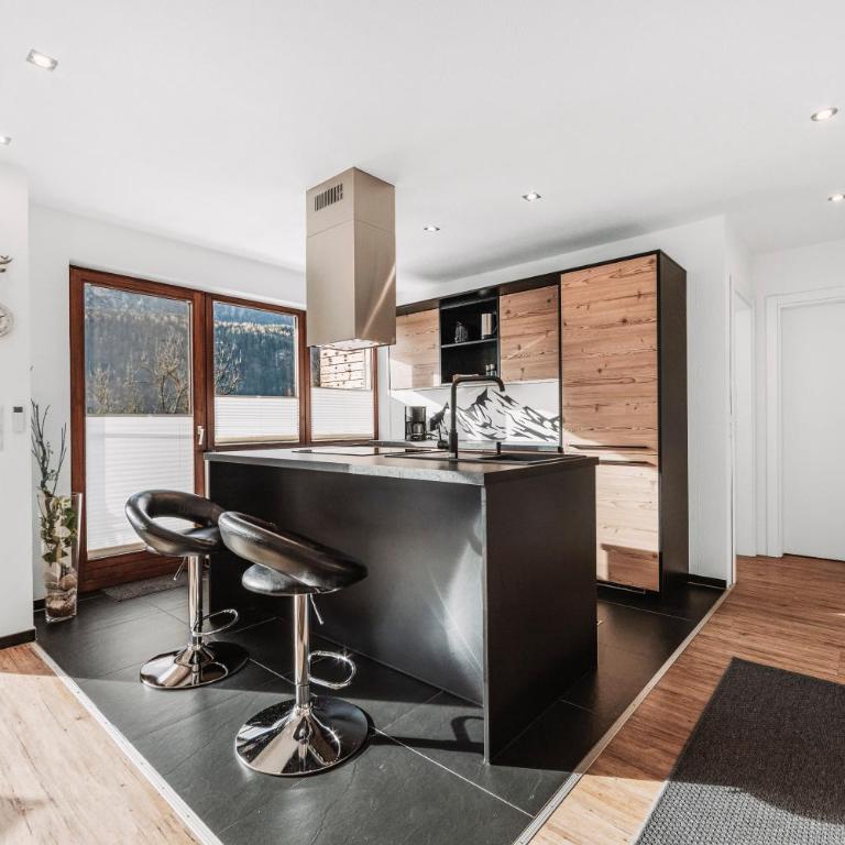 Herzblut Wohlfühl Appartements by Peak Stay - Two-Bedroom Apartment with Terrace - 10