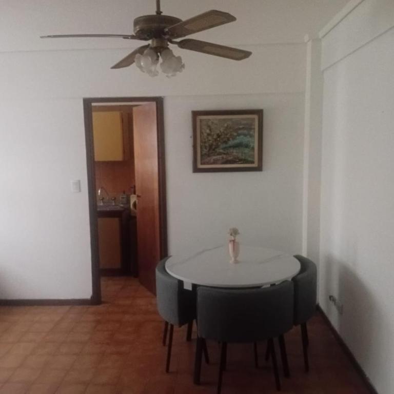Dto 2 Amb Zona Centro - Apartamento de 1 dormitorio - 7