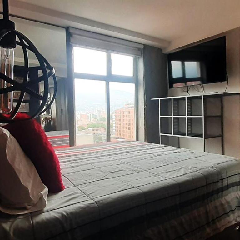 Stylish Loft in Laureles-Gorgeous views & comfort - One-Bedroom Apartment - 10