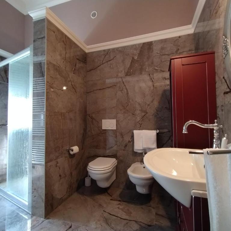 NOBILI LIBARDI - VILLA BASEVI - Camera Matrimoniale con Bagno Privato - 8