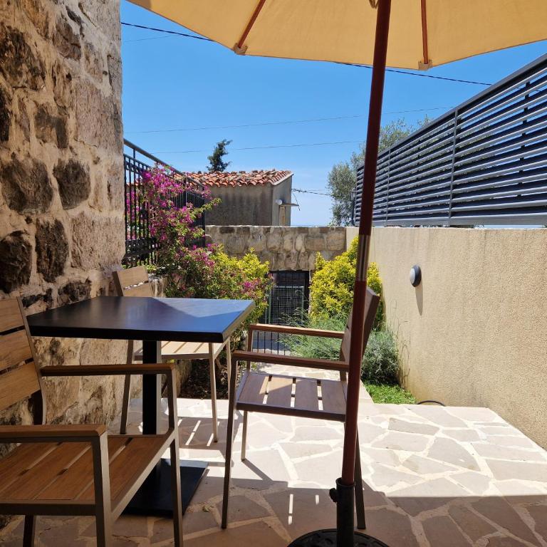 Villa Bougainvilla - One-Bedroom Villa - 1