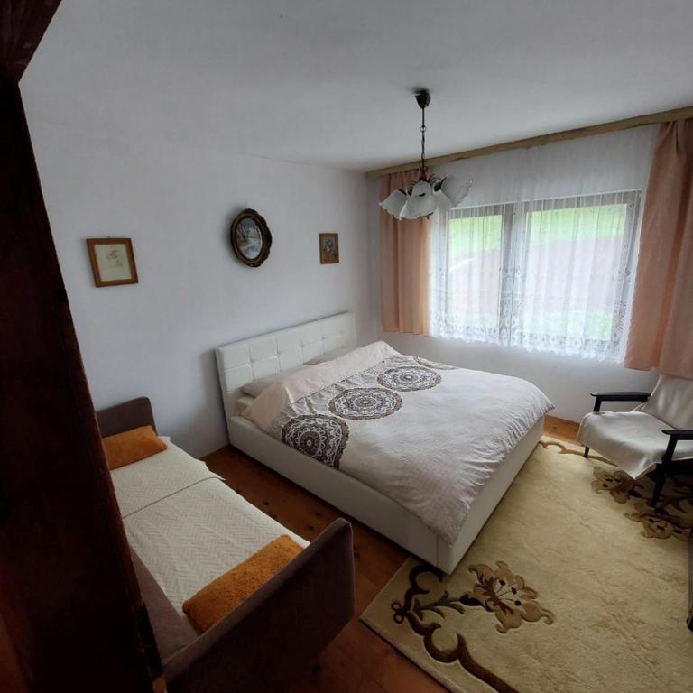 Vlajka - Two-Bedroom Apartment - 1