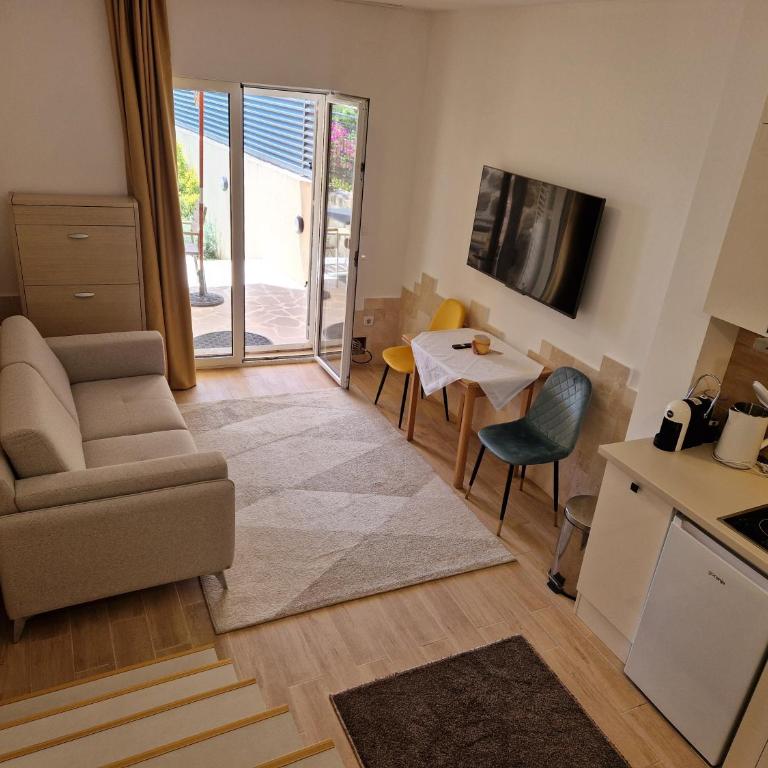 Villa Bougainvilla - One-Bedroom Villa - 11