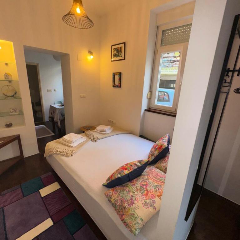 Studio Sparky - One-Bedroom Apartment - 13