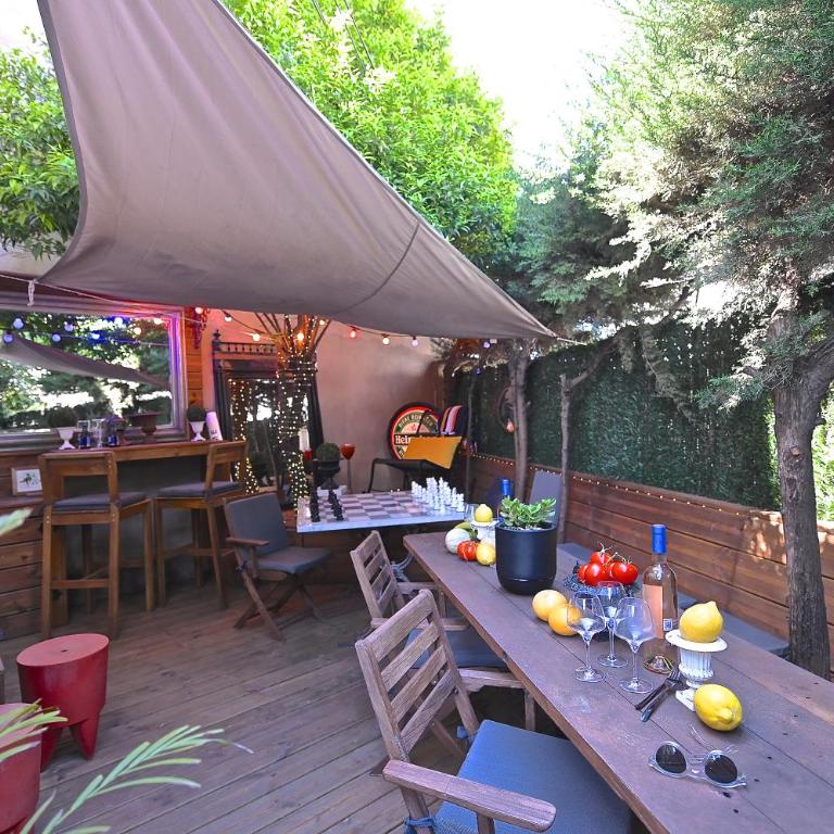 Cité Saint Paul Terrasse Parking AC Wifi SAUNA BBQ SPA - Apartment mit 1 Schlafzimmer - 1