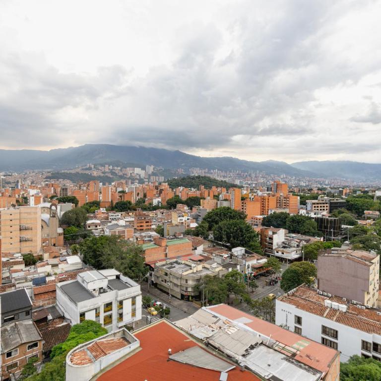 Stylish Loft in Laureles-Gorgeous views & comfort - One-Bedroom Apartment - 2