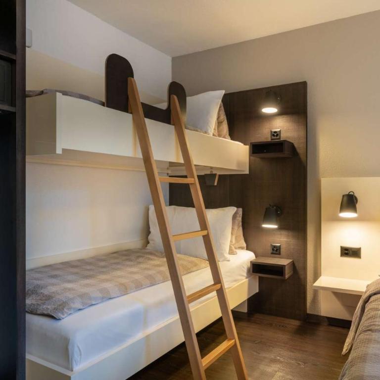 Hotel Derby Interlaken - self check-in - Habitación Cuádruple con aire acondicionado - 6