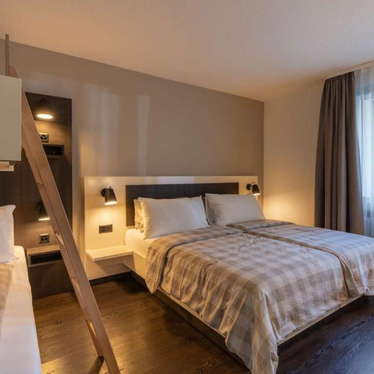 Hotel Derby Interlaken - self check-in - Habitación Cuádruple con aire acondicionado - 5