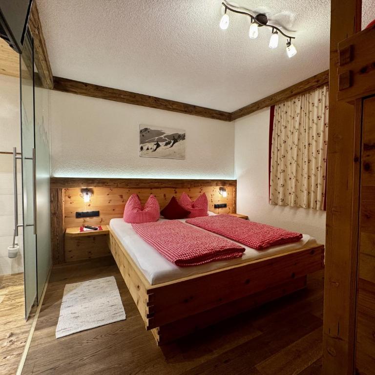 Landhaus Rieder im Zillertal - Two-Bedroom Apartment with Mountain View - 21