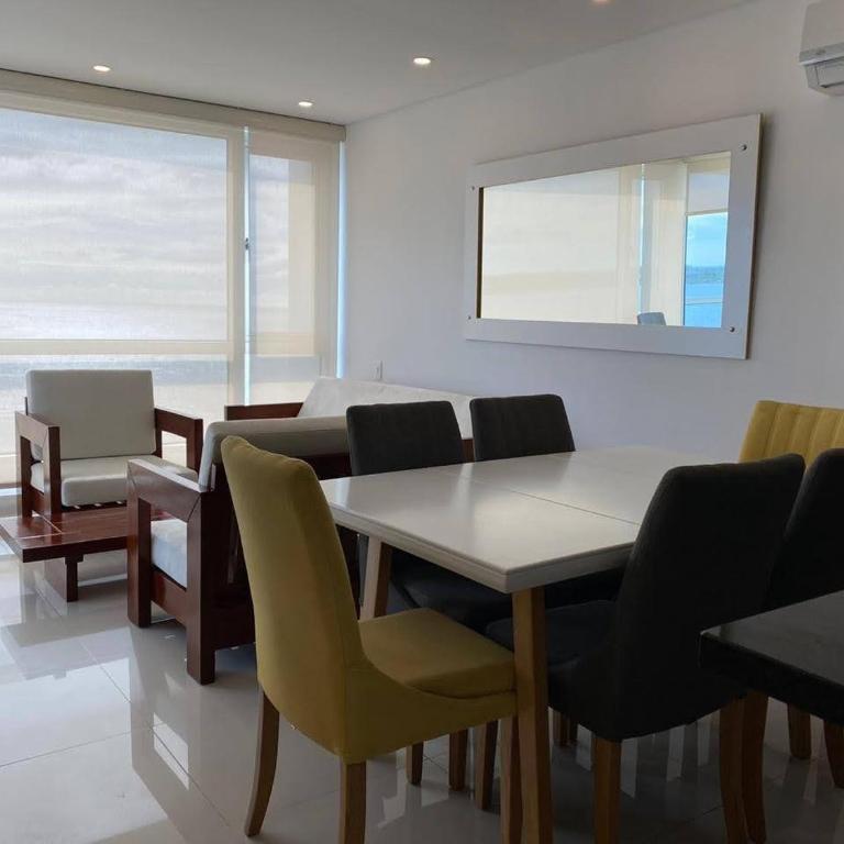 Apartamentos Palmetto Sunset por Parceros Group - Three-Bedroom Apartment - 12