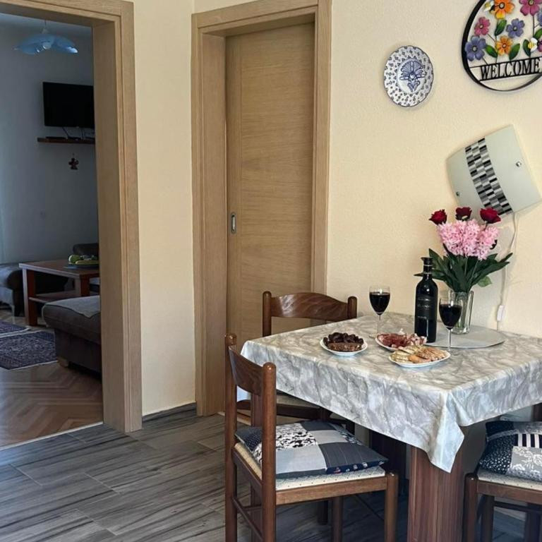 Montenegro Sun House near Plavi Horizonti Beach - Two Bedroom Holiday Home - 9