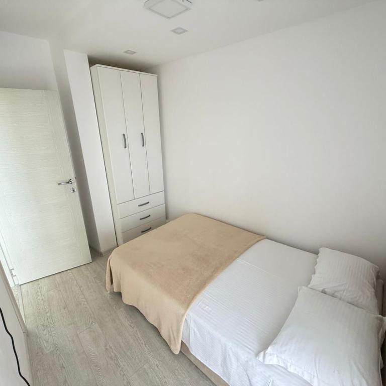 Apartman Marija sa ličnim đakuzijem - Two-Bedroom Apartment - 15