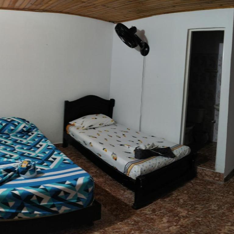 Hotel Dinastía Castillo Central - Habitación Triple - 3