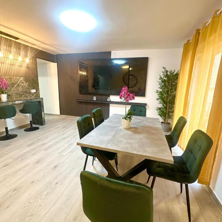 La Luna Apartment by the Sea - Apartment - 44