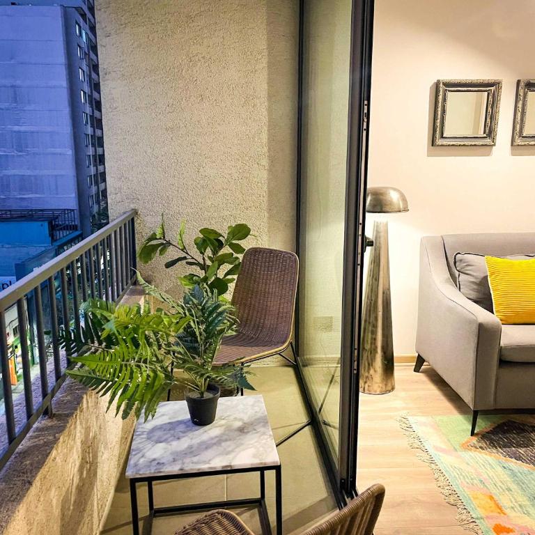 HOM Depto A Estrenar Top1 1D1B 2PAX en Stgo - Apartamento - 1