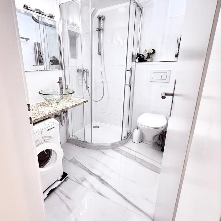 13 Lake View, Family central modern app - Apartment - 17