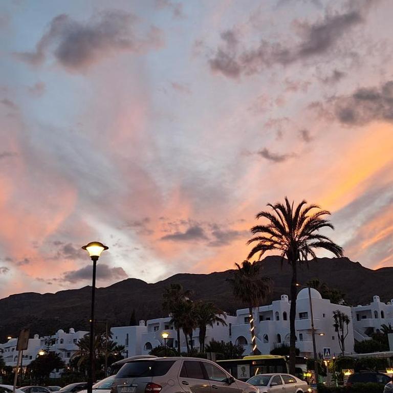 Bonitas vistas al mar y a la montaña - Apartamento de 2 dormitorios - 25