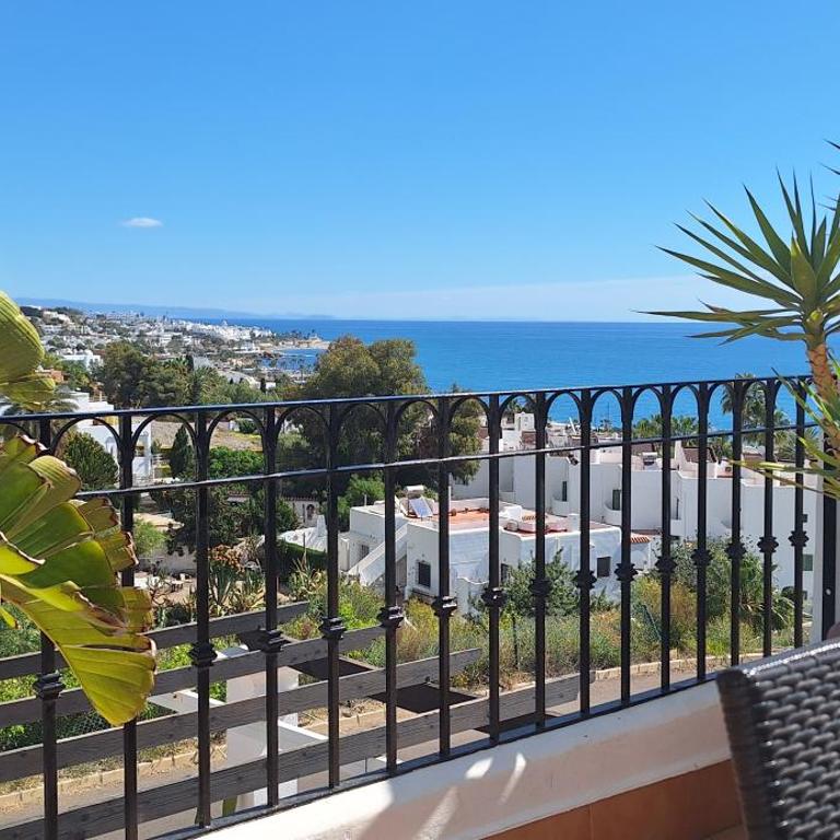 Bonitas vistas al mar y a la montaña - Apartamento de 2 dormitorios - 2