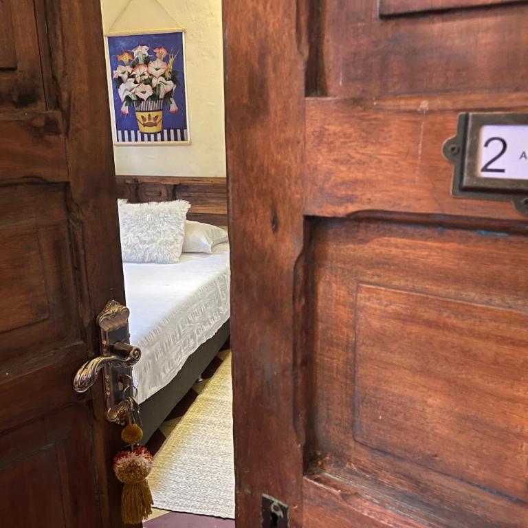 Colivingranada - Habitación Doble con baño privado - 1