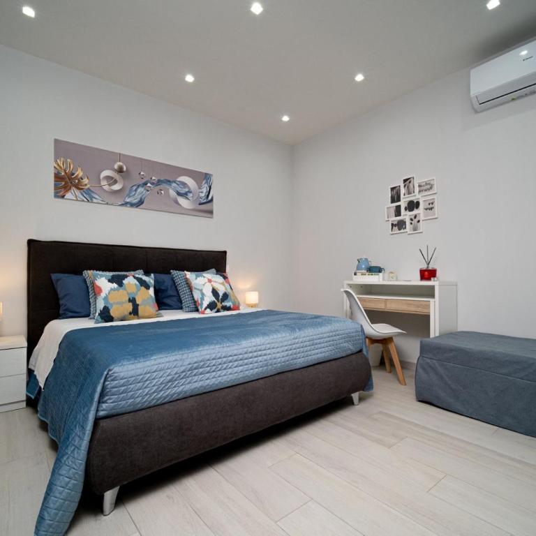 Margiò Bed and Breakfast - Triple Room with Private Bathroom - 4