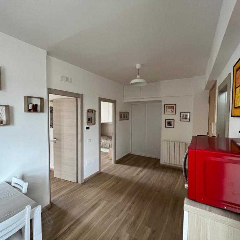 Tiburtina Family Apartment - Two-Bedroom Apartment with Balcony - 3