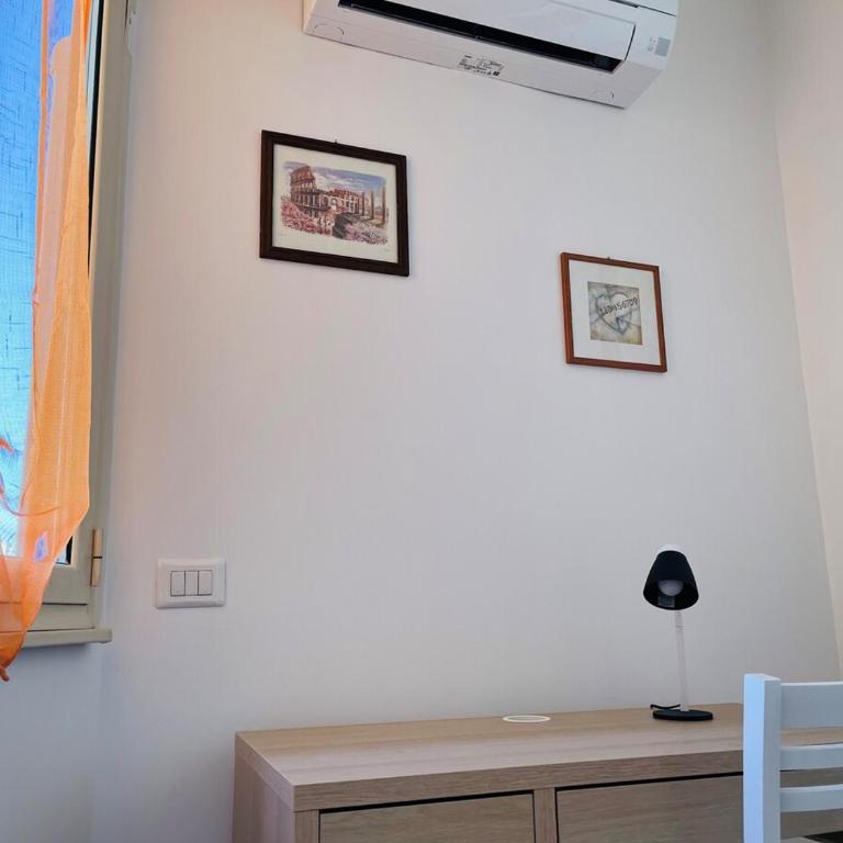 Tiburtina Family Apartment - Two-Bedroom Apartment with Balcony - 4