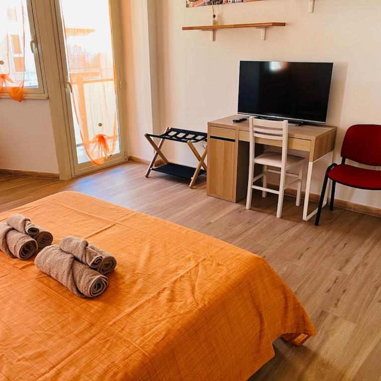Tiburtina Family Apartment - Two-Bedroom Apartment with Balcony - 6