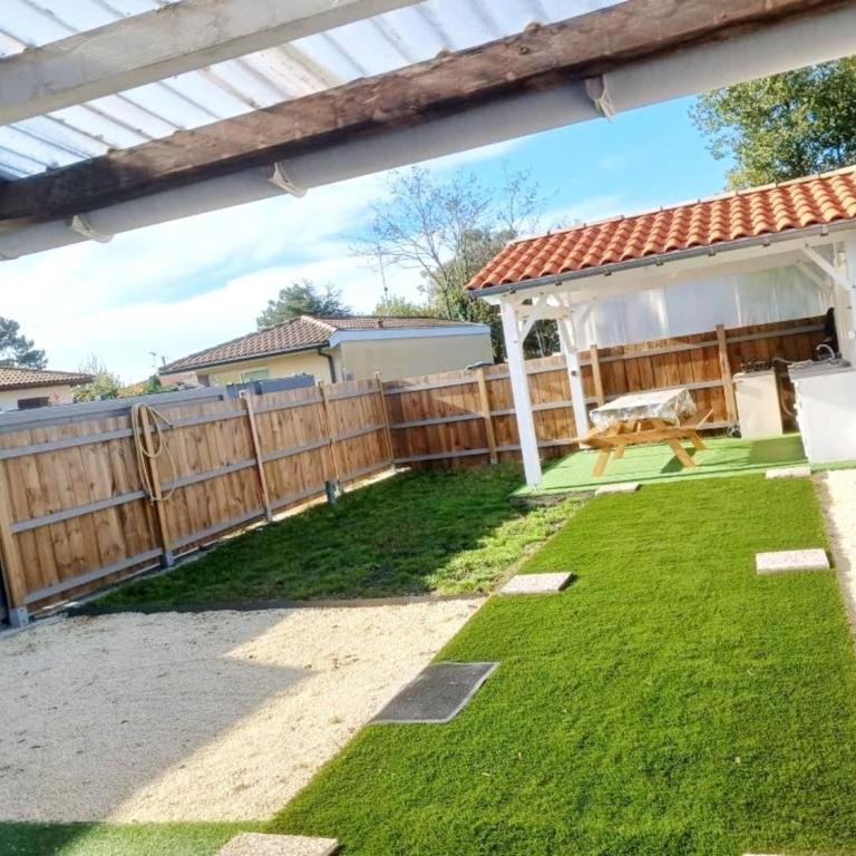 Holiday Home in La Teste near Arcachon Beach - Casa Vacanze con 2 Camere da Letto - 24