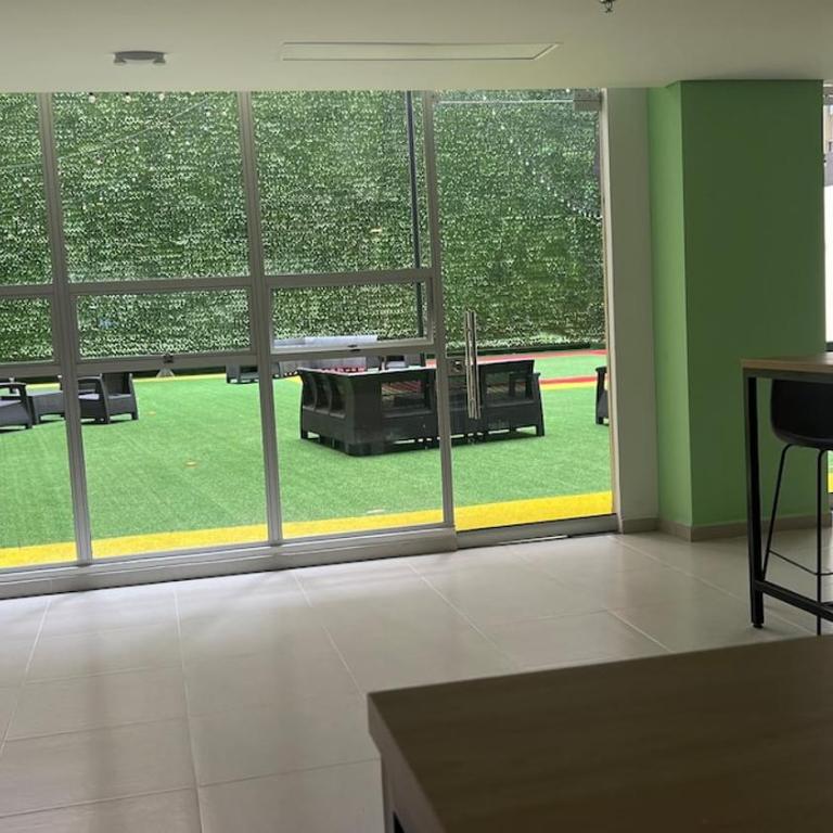 Cómodo loft con lavadora wifi y parking - Apartamento de 1 dormitorio - 30