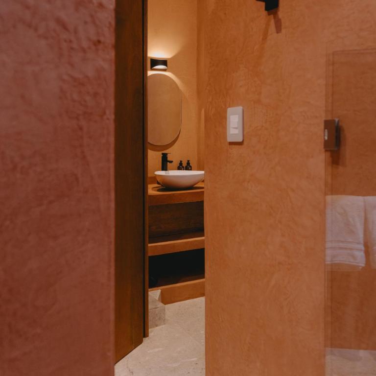 Hotel Boutique Casa Yága - Suite with Balcony - 8
