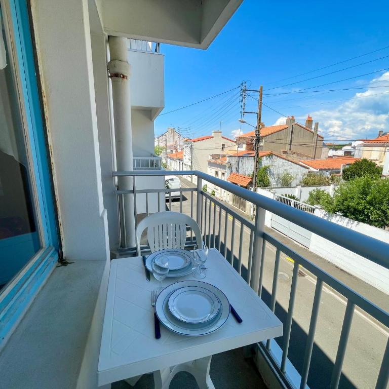 Studio agréable proche plage et marché, parking inclus! - FR-1-92-694 - Appartement (2 Adultes) - 1