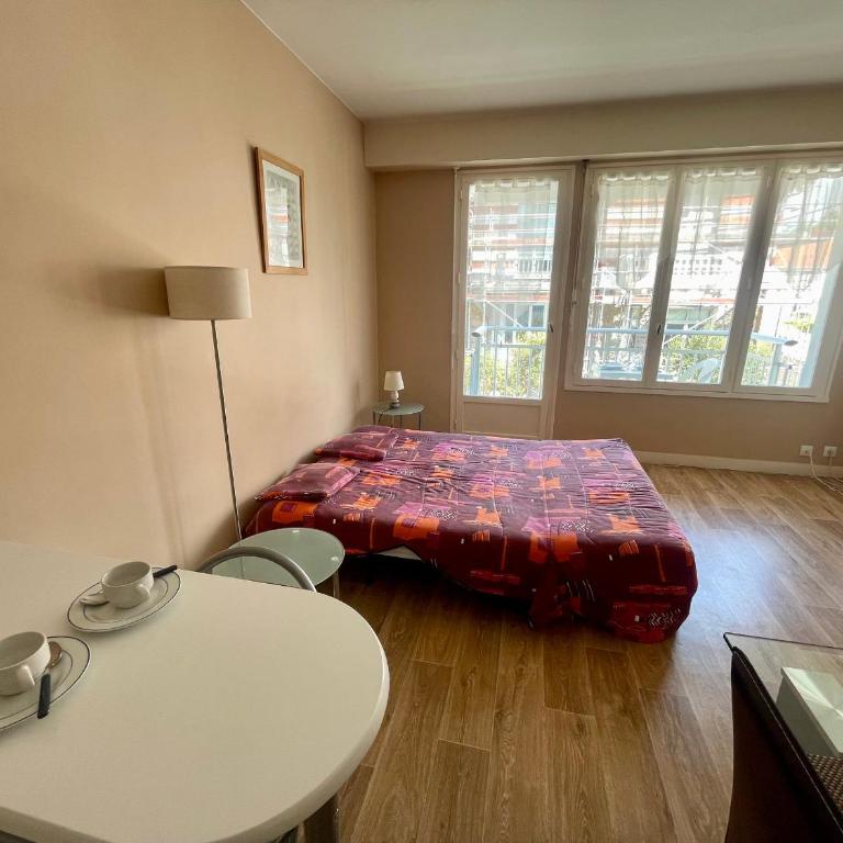 Studio agréable proche plage et marché, parking inclus! - FR-1-92-694 - Appartement (2 Adultes) - 10