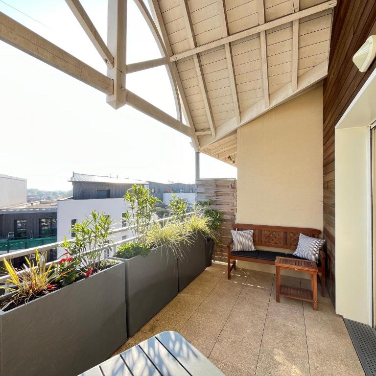T2 lumineux en centre-ville avec balcon et parking sécurisé - FR-1-319-612 - Appartamento - 12