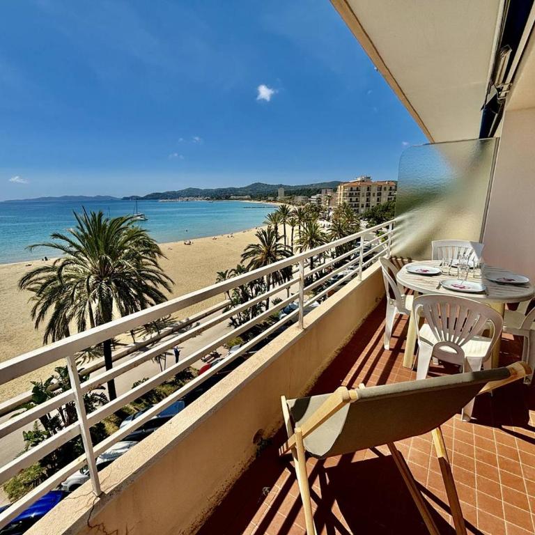 Appartement spacieux - Vue mer - Proche plage - FR-1-816-30 - Apartment - 3
