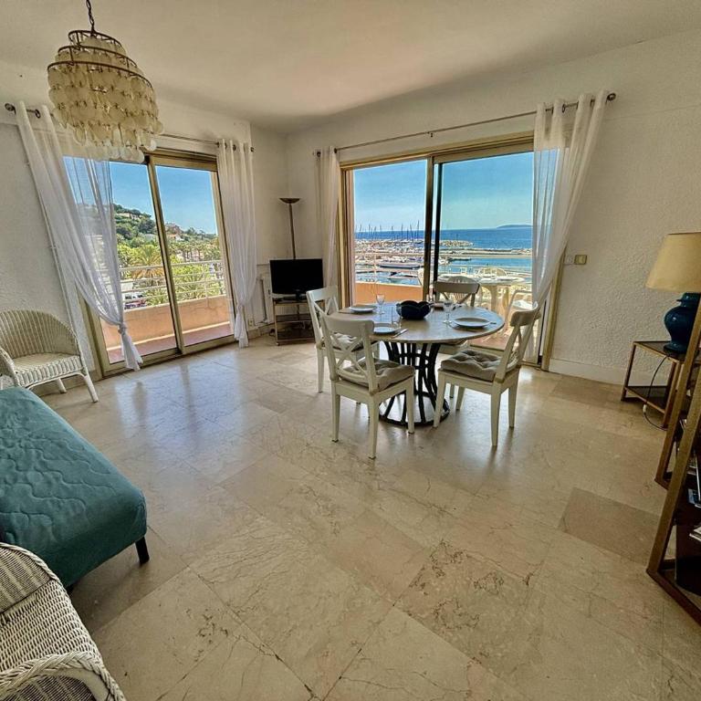 Appartement spacieux - Vue mer - Proche plage - FR-1-816-30 - Apartment - 4